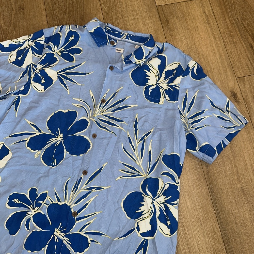 Tommy Bahama Shirt Mens XL Blue Floral Hawaiian Camp 100% Silk Casual Pocket Top